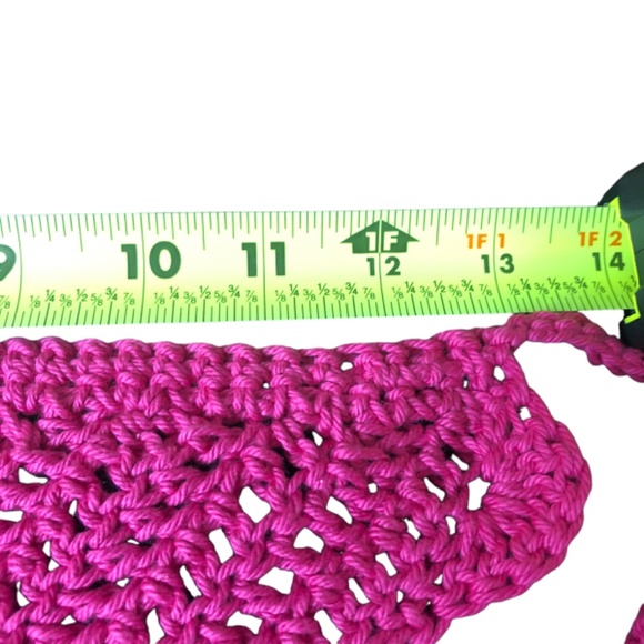 Handmade Crochet Scalloped Edge Open Weave Pink Bandana - Picture 14 of 15